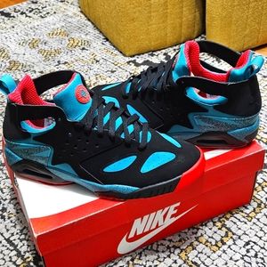 Nike air tech challenge huarache